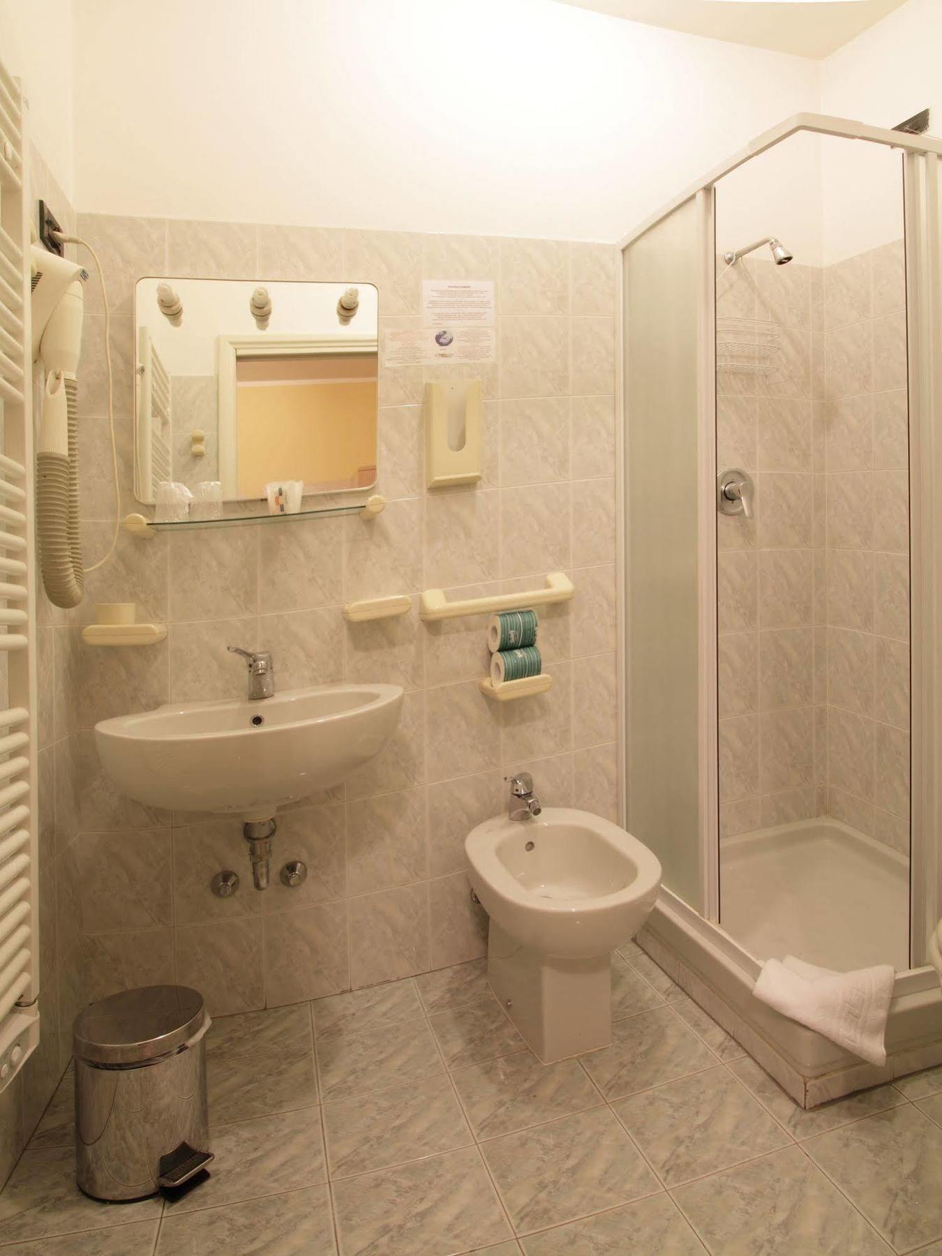 Hotel Aquavite Gardone Riviera Zewnętrze zdjęcie